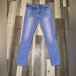 American Eagle skinny jeans